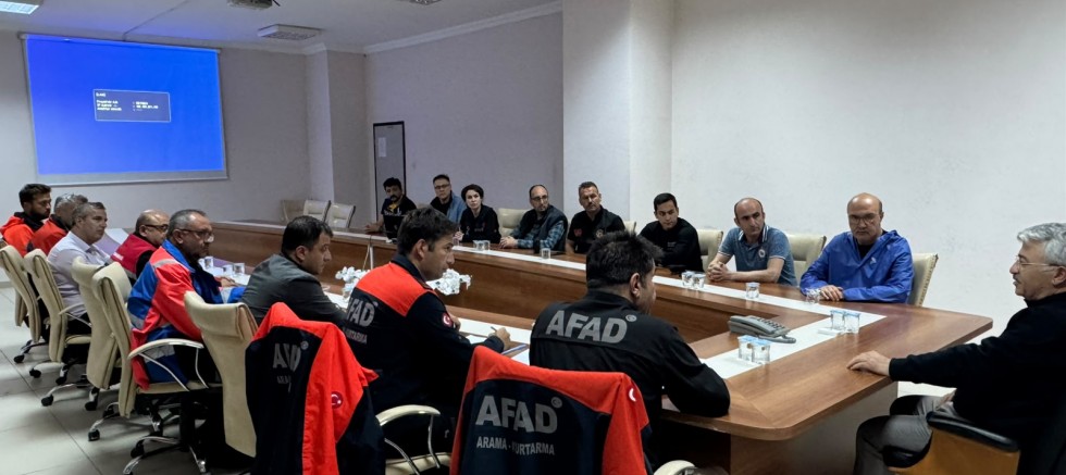 AKŞEHİR’DE AFAD KOORDİNASYON KURULU TOPLANDI: AŞIRI YAĞIŞLARA KARŞI TEDBİRLER MASAYA YATIRILDI