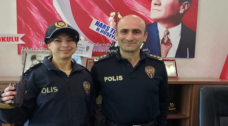  AKŞEHİR’DE ANLAMLI BULUŞMA:  HAYALİNDEKİ ÜNİFORMAYLA GÖREV BAŞINDA!