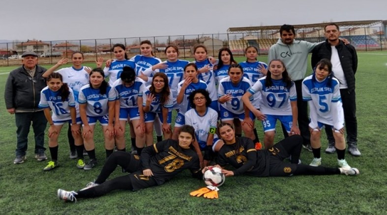 AKŞEHİR GENÇLERBİRLİĞİ KADINLAR 3. LİG’DE MÜCADELE EDECEK