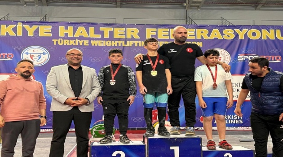 AKŞEHİRLİ MİNİK HALTERCİ TÜRKİYE ŞAMPİYONU OLDU