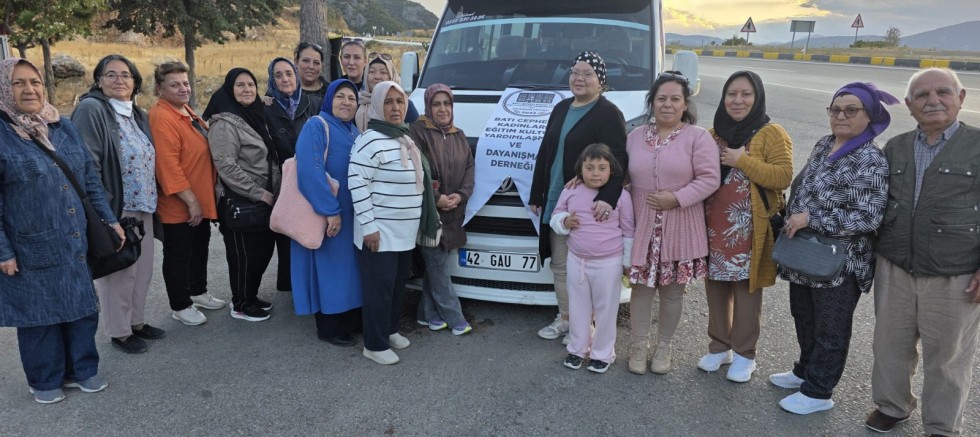 BATI CEPHESİ KADINLARI DERNEĞİ’NDEN EĞİRDİR KÜLTÜR GEZİSİ
