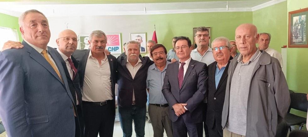 CHP YUNAK İLÇE BAŞKANLIĞINA ÖMER FARUK ÇOBAN YENİDEN SEÇİLDİ