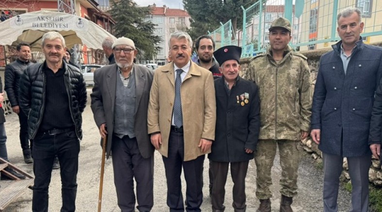 KAYMAKAM YİĞİT’TEN KORE GAZİSİ KAZIM ÇETİNKAYA’NIN AİLESİNE ANLAMLI TAZİYE ZİYARETİ