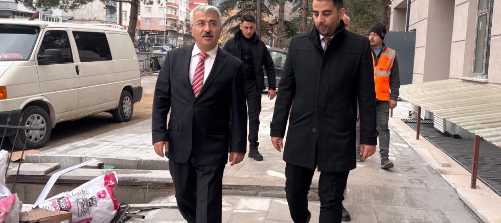 KAYMAKAM YİĞİT YENİ İLÇE SAĞLIK BİNASINDA İNCELEMELERDE BULUNDU