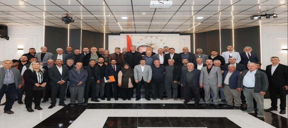 AK PARTİ İL BAŞKANI ÖZGÖKÇEN, MUHTARLARIN TALEPLERİNİ DİNLEDİ