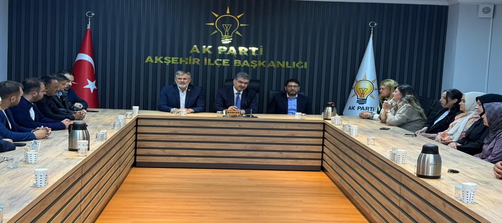 AK PARTİ KONYA MİLLETVEKİLİ ORHAN ERDEM AKŞEHİR’DE BAYRAMLAŞMA PROGRAMINA KATILDI