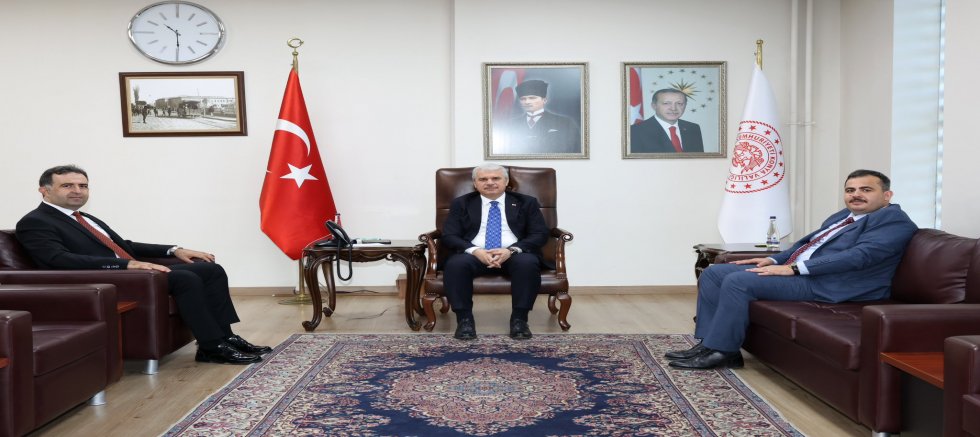 AKŞEHİR ADALET KOMİSYONU BAŞKANI BURAK DİNÇ’TEN VALİ AKIN’A VEDA ZİYARETİ