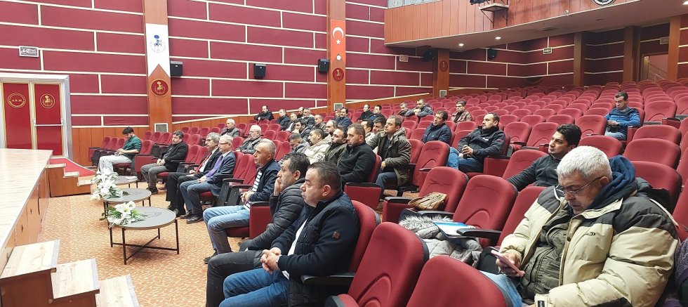 AKŞEHİR’DE ESNAFA YÖNELİK BİLGİLENDİRME TOPLANTISI 