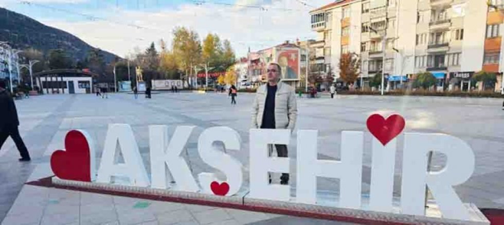 “AKŞEHİR’DE ESNAFIN ÇALIŞMA KOŞULLARINI DÜZENLEYEN YENİ MODEL: TATİL SİSTEMİ, FAHİŞ FİYAT ÖNLEMLERİ VE MESLEKİ GELİŞİM DESTEKLERİ”