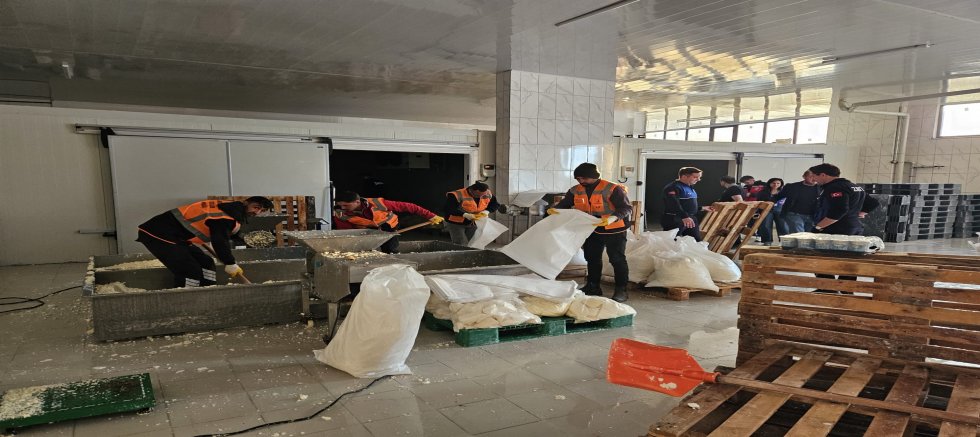 AKŞEHİR’DE GIDA ÜRETİMİ YAPILAN İŞ YERİNE OPERASYON 