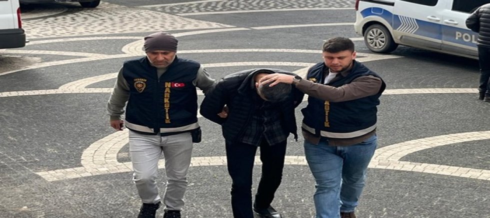 AKŞEHİR’DE UYUŞTURUCUYA GEÇİT YOK: OPERASYONDA 1 KİŞİ TUTUKLANDI 