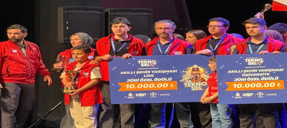 AKŞEHİR FEN LİSESİNDEN TEKNOLOJİ BAŞARISI: “ESWEATHER” PROJESİNE JÜRİ ÖZEL ÖDÜLÜ