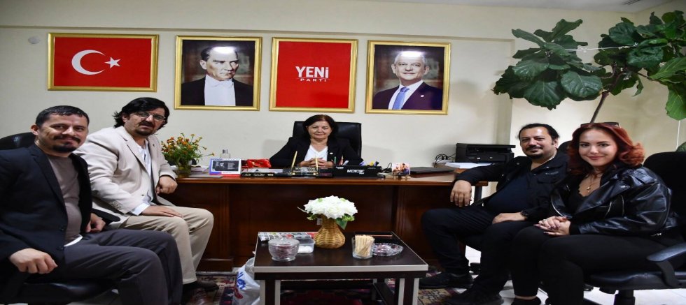 AKŞEHİR GAZETECİLER CEMİYETİ’NDEN YENİ PARTİ’YE HAYIRLI OLSUN ZİYARETİ