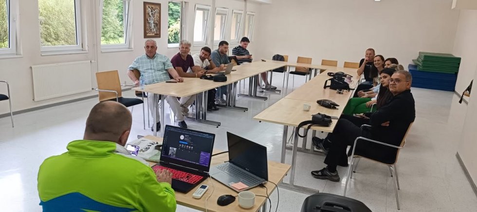 AKŞEHİR HALK EĞİTİMİ MERKEZİ ERASMUS+ PROJESİ İÇİN SLOVENYA’DA 