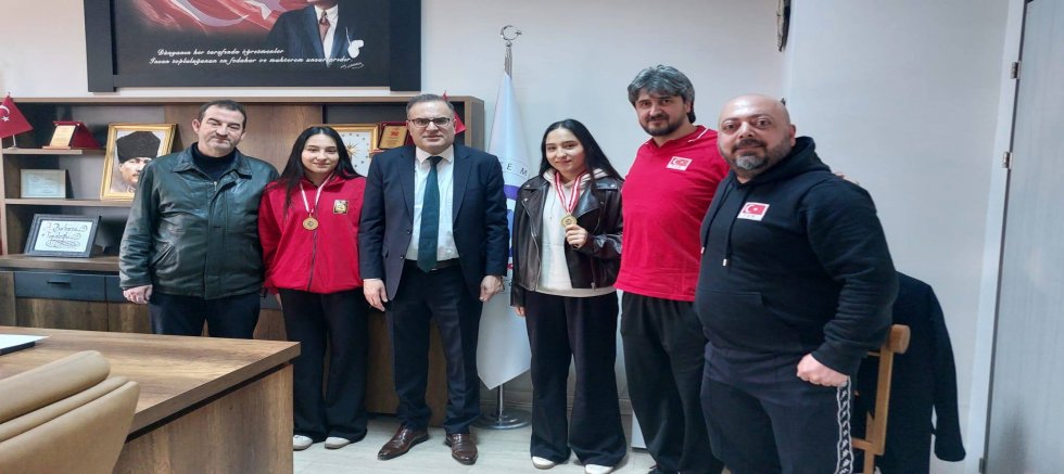 AKŞEHİR LİSESİ’NDEN TÜRKİYE ŞAMPİYONLUĞU