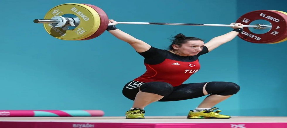 AKŞEHİRLİ MİLLİ SPORCU VE ÖĞRETMEN NURAY GÜNGÖR’DEN ULUSLARARASI ARENADA BÜYÜK BAŞARI