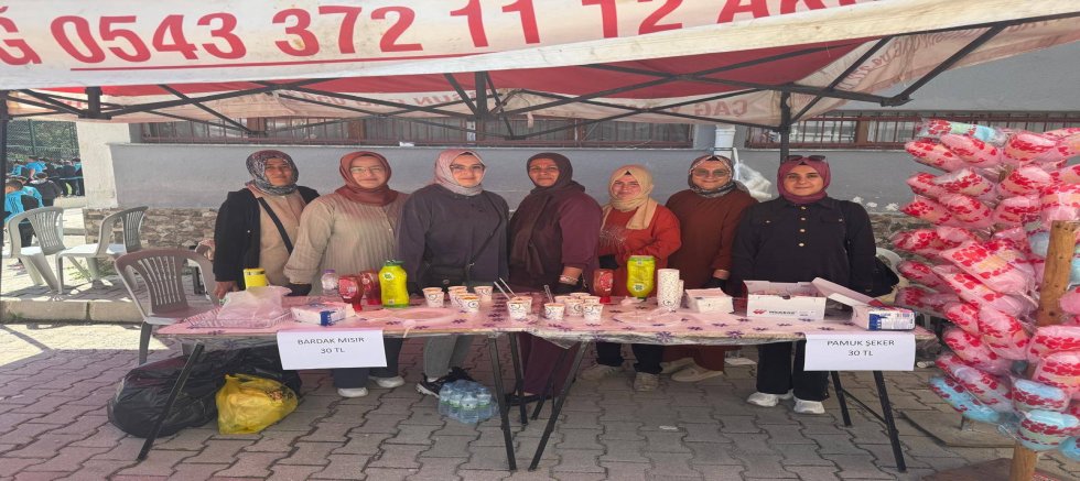 ATATÜRK ORTAOKULU’NDA RENKLİ KERMES ETKİNLİĞİ