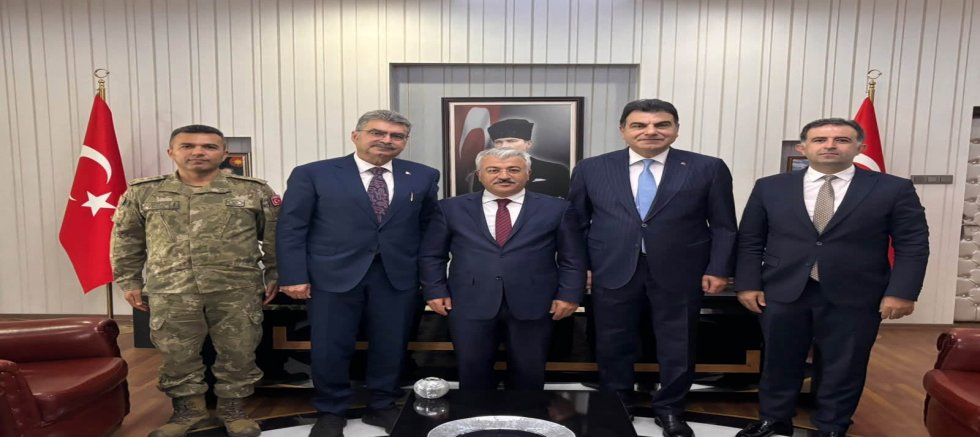 BAKAN YARDIMCISI HEYBET VE MİLLETVEKİLİ ERDEM’DEN KAYMAKAM YİĞİT’E ZİYARET