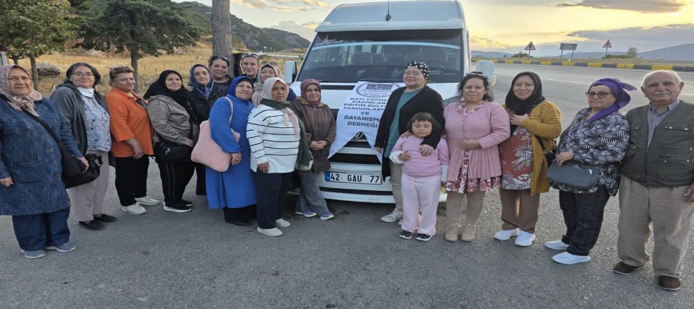 BATI CEPHESİ KADINLARI DERNEĞİ’NDEN EĞİRDİR KÜLTÜR GEZİSİ