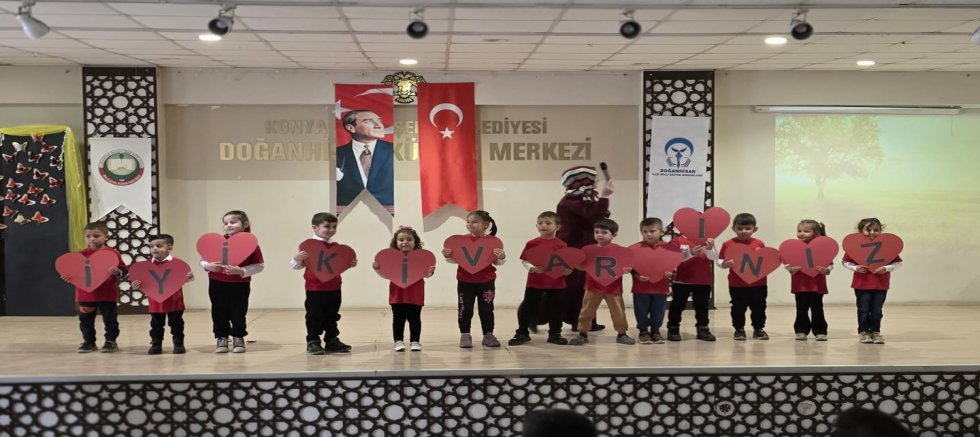 DOĞANHİSAR’DA 24 KASIM ÖĞRETMENLER GÜNÜ TÖRENLE KUTLANDI