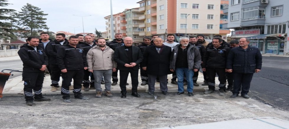DR. VAHDİ YAMALIK CADDESİ’NDE ASFALT ÇALIŞMALARI DEVAM EDİYOR!