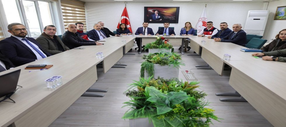 EBER VE AKŞEHİR GÖLLERİ İÇİN KRİTİK TOPLANTI: NİHAİ EYLEM PLANI BELİRLENDİ 