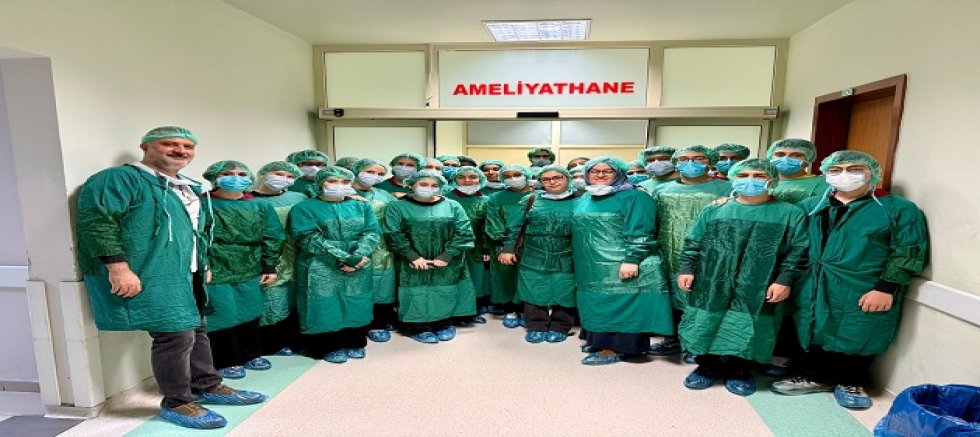 FEN LİSESİ ÖĞRENCİLERİNDEN AKŞEHİR DEVLET HASTANESİ’NE MESLEKİ TANITIM ZİYARETİ