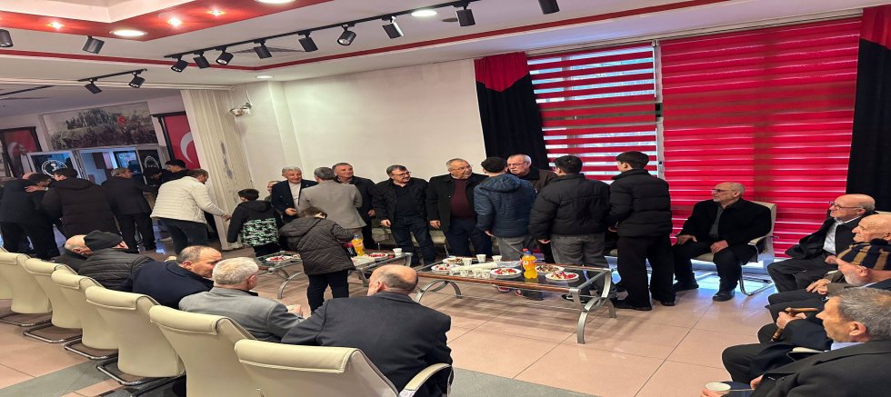 GELENEKSEL HALE GELEN TUNÇEZLER BAYRAMLAŞMASI BU YIL DERNEK ÇATISIYLA TAÇLANDI