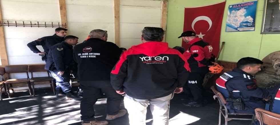 HADİM’DE KAYIP ALZHEİMER HASTASI İÇİN SEFERBERLİK: YAREN ARAMA KURTARMA SAHADA