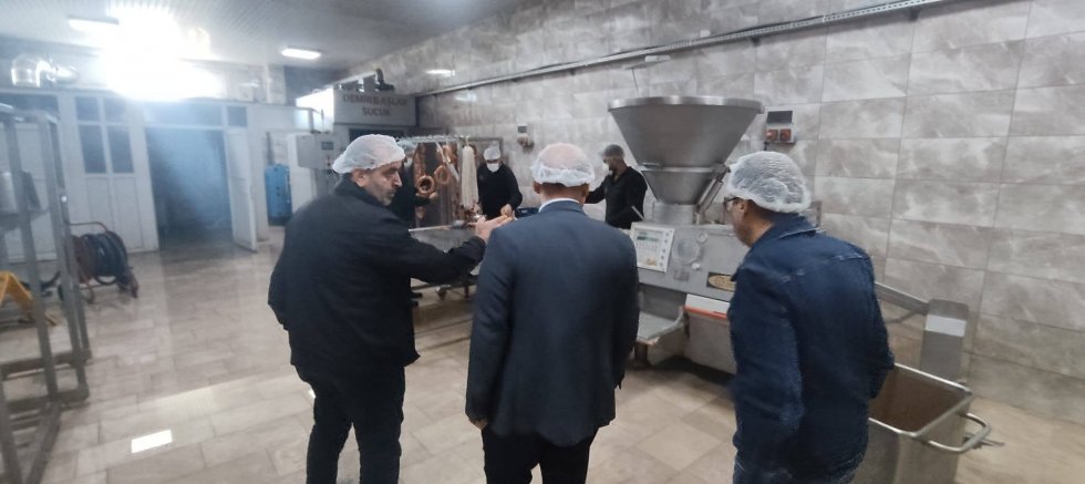 İLÇE TARIM MÜDÜRLÜĞÜ GIDA GÜVENLİĞİ İÇİN SAHAYA İNDİ 