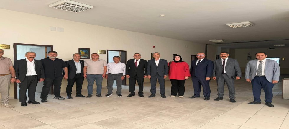MHP AKŞEHİR TEŞKİLATI’NDAN MİLLİ EĞİTİM MÜDÜRÜ TOPALOĞLU’NA ZİYARET