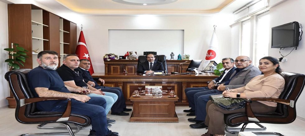 MHP’DEN MÜFTÜLÜĞÜN YENİ HİZMET BİNASINA ZİYARET