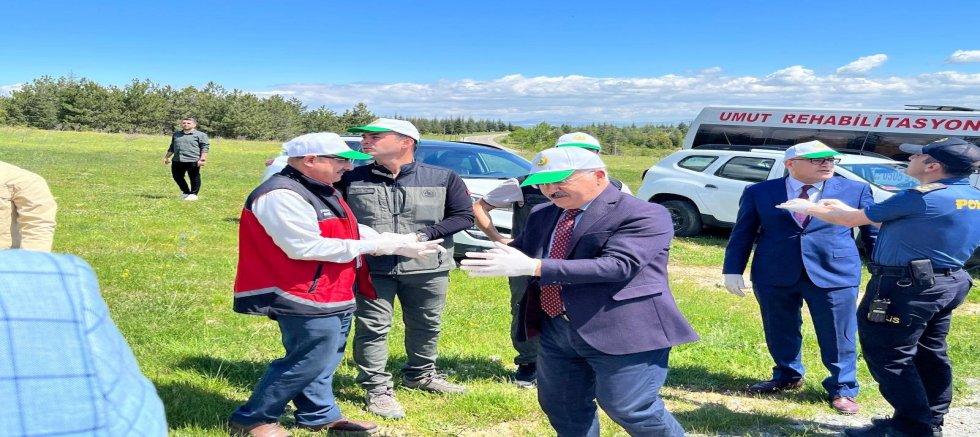 MİNİK ELLER DOĞA İÇİN SAHADA: AKŞEHİR’DE ÇEVRE SEFERBERLİĞİ