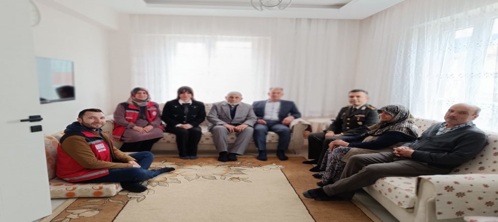 ŞEHİT ÖZDEN ÇINAR’IN AİLESİ, ŞEHADET YIL DÖNÜMÜNDE UNUTULMADI