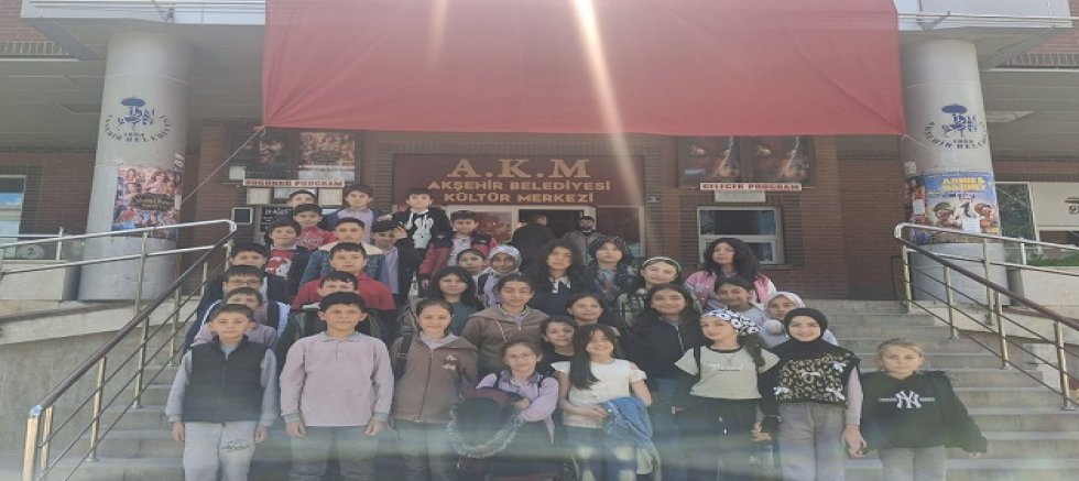 SİNEMA ETKİNLİĞİYLE ÖĞRENCİLERE MANEVİ KAZANIM