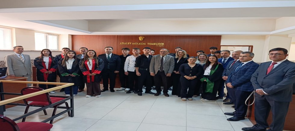 TİCARET LİSESİ’NDE ADALET GÜNÜ