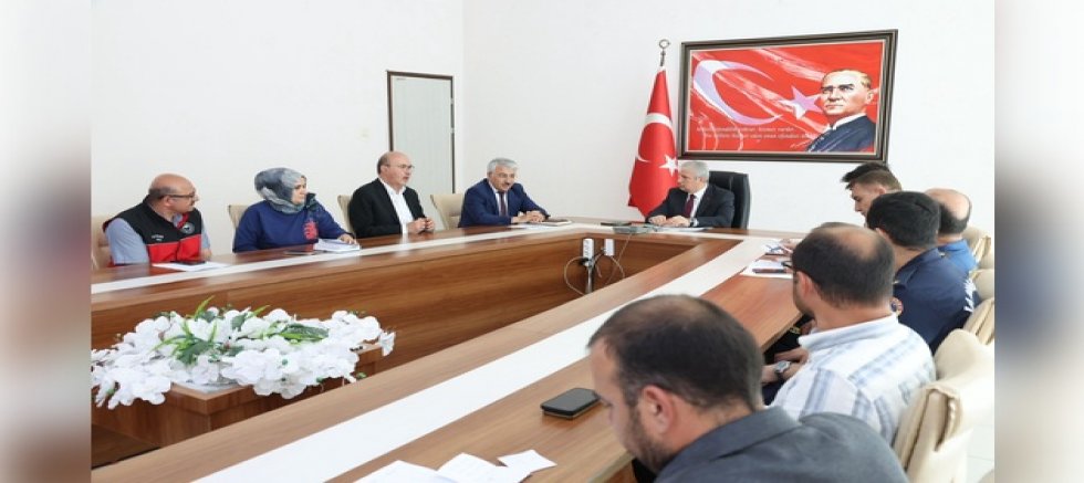 VALİ İBRAHİM AKIN AKŞEHİR’DE SEL VE DOLU FELAKETİNİN İZLERİNİ YERİNDE İNCELEDİ