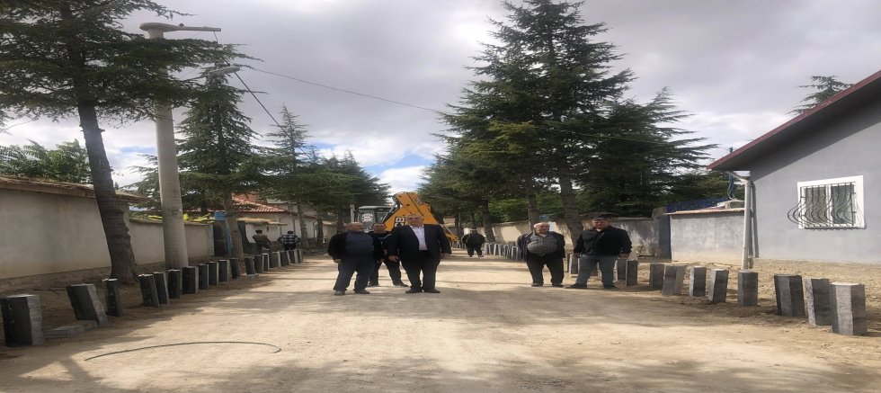 YENİ TASARIM PARKE TAŞLARI TUZLUKÇU'YA RENK KATACAK
