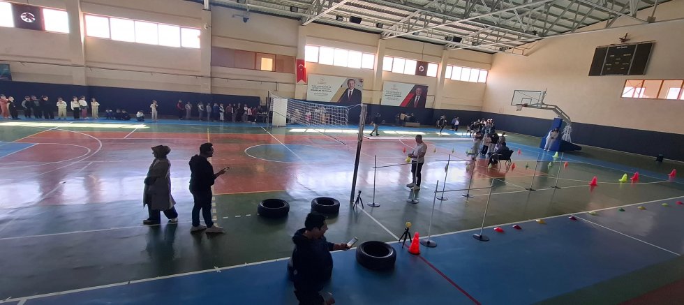 YUNAK'TA 3. SINIF ÖĞRENCİLERİNE YETENEK TARAMASI