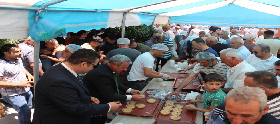 YUNAK'TA AŞURE GÜNÜ'NDE BİRLİK VE BERABERLİK MESAJI