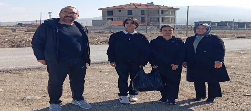 YUNAKLI ÖĞRENCİLER İYİLİKTE YARIŞIYOR