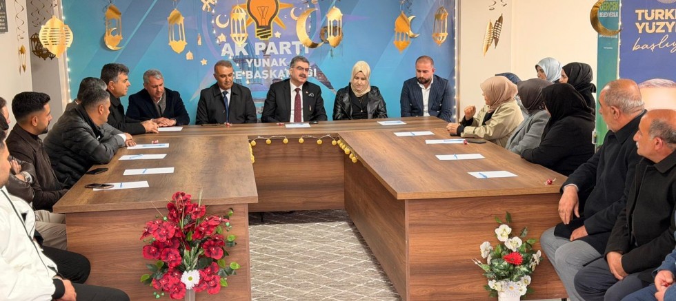 MİLLETVEKİLİ ERDEM YUNAK'TA BAYRAMLAŞMA PROGRAMINA KATILDI 