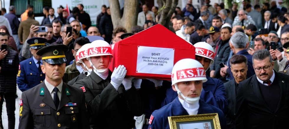 ŞEHİT ASTSUBAYIN KIZ KARDEŞİ, UÇAĞIN DÜŞTÜĞÜ GÜN AĞABEYİNİN ŞEHİT OLACAĞINI RÜYASINDA GÖRMÜŞ