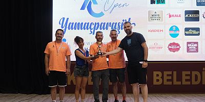 12. AKŞEHİR XC OPEN’DA GÖKYÜZÜNÜ RENKLENDİREN ŞAMPİYONLAR ÖDÜLLERİNİ ALDI