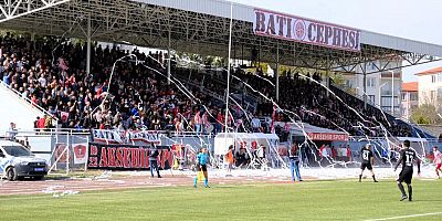1922 AKŞEHİR SPOR TARAFTARLARINDAN YETKİLİLERE NET ÇAĞRI: “STADYUM TADİLATI SEZON SONUNA ERTELENSİN”