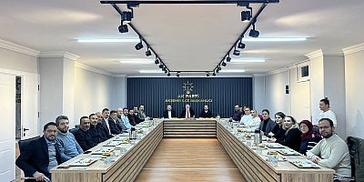 AK PARTİ AKŞEHİR TEŞKİLATI BASINLA KAHVALTIDA BULUŞTU