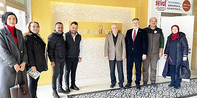 AK PARTİ’DEN SEVGİ ÖZEL EĞİTİM’E ANLAMLI 25. YIL ZİYARETİ