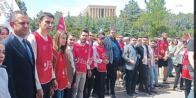 AKŞEHİR CHP GENÇLİK KOLLARI BÜYÜK GENÇLİK YÜRÜYÜŞÜNE KATILDI 