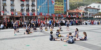 AKŞEHİR'DE 19 MAYIS COŞKUSU