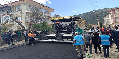 AKŞEHİR’DE ASFALT SEZONU DUALAR VE KURBAN KESİMİYLE BAŞLADI